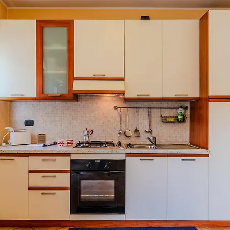 La Perla By Interhome Apartament Colico
